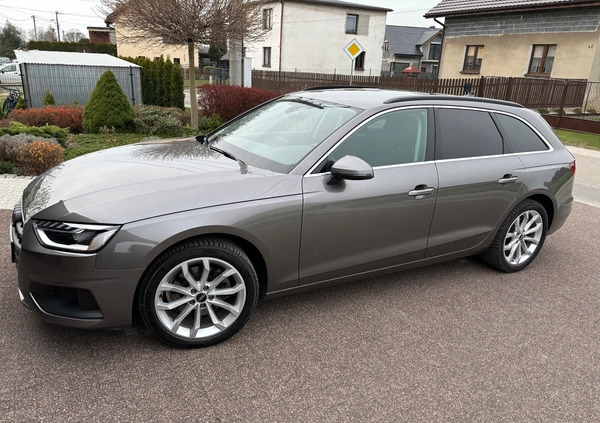 Audi A4 cena 119000 przebieg: 90182, rok produkcji 2021 z Białystok małe 79